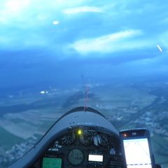 Flugwegposition um 18:25:17: Aufgenommen in der Nähe von Wiener Neustadt, Österreich in 834 Meter